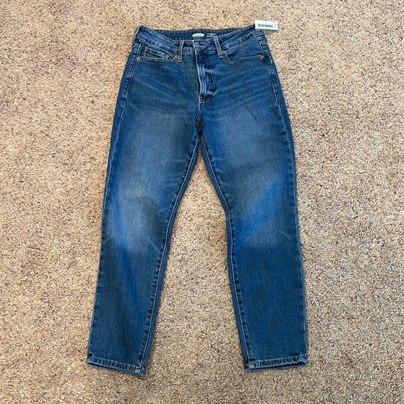 Old Navy Denim - Old navy straight leg, high rise jeans